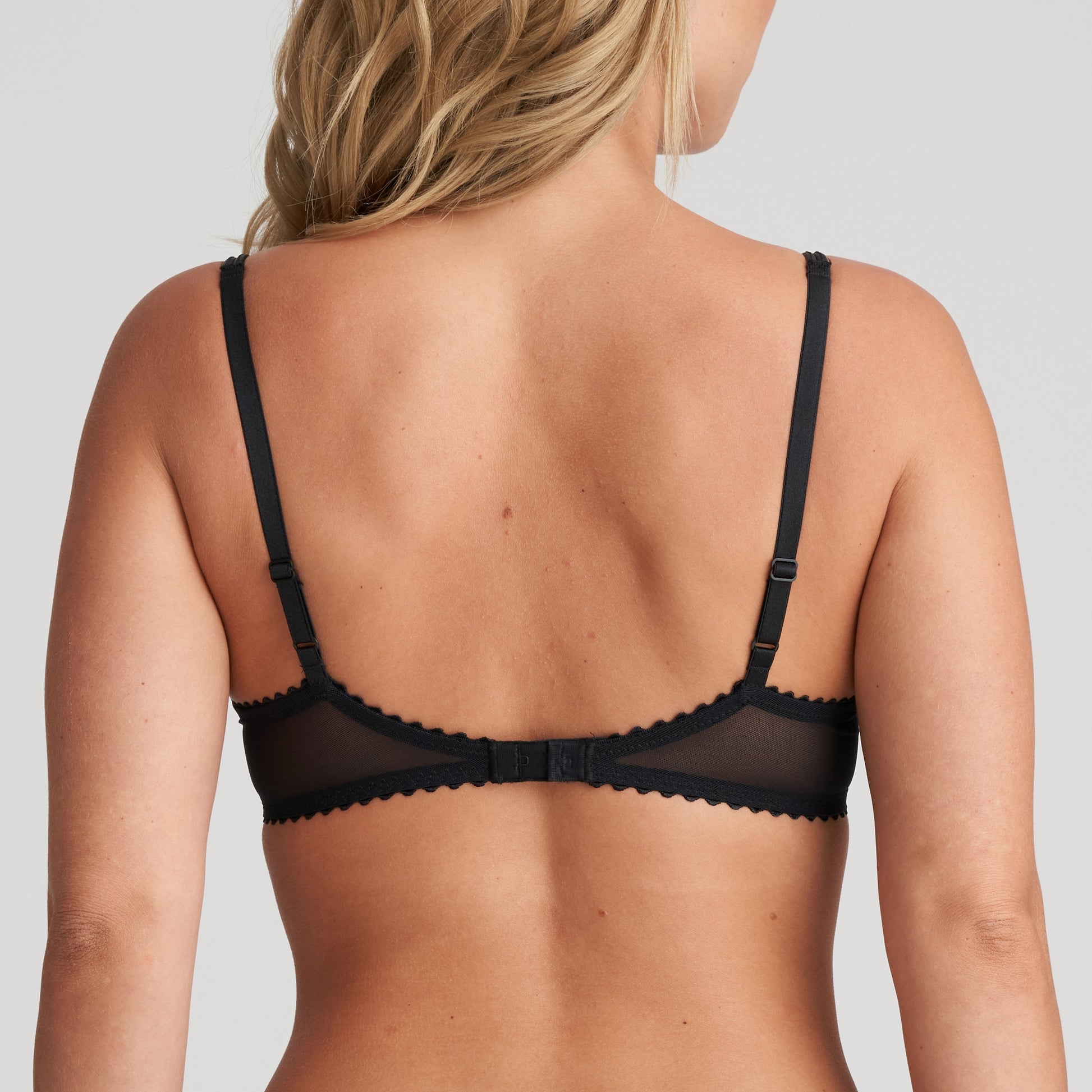 Push-upBhJANE0101337ZWAZWA__2
