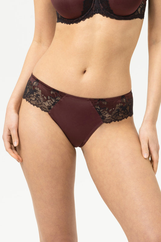 StringLuxurious792821809hotmaroon__1