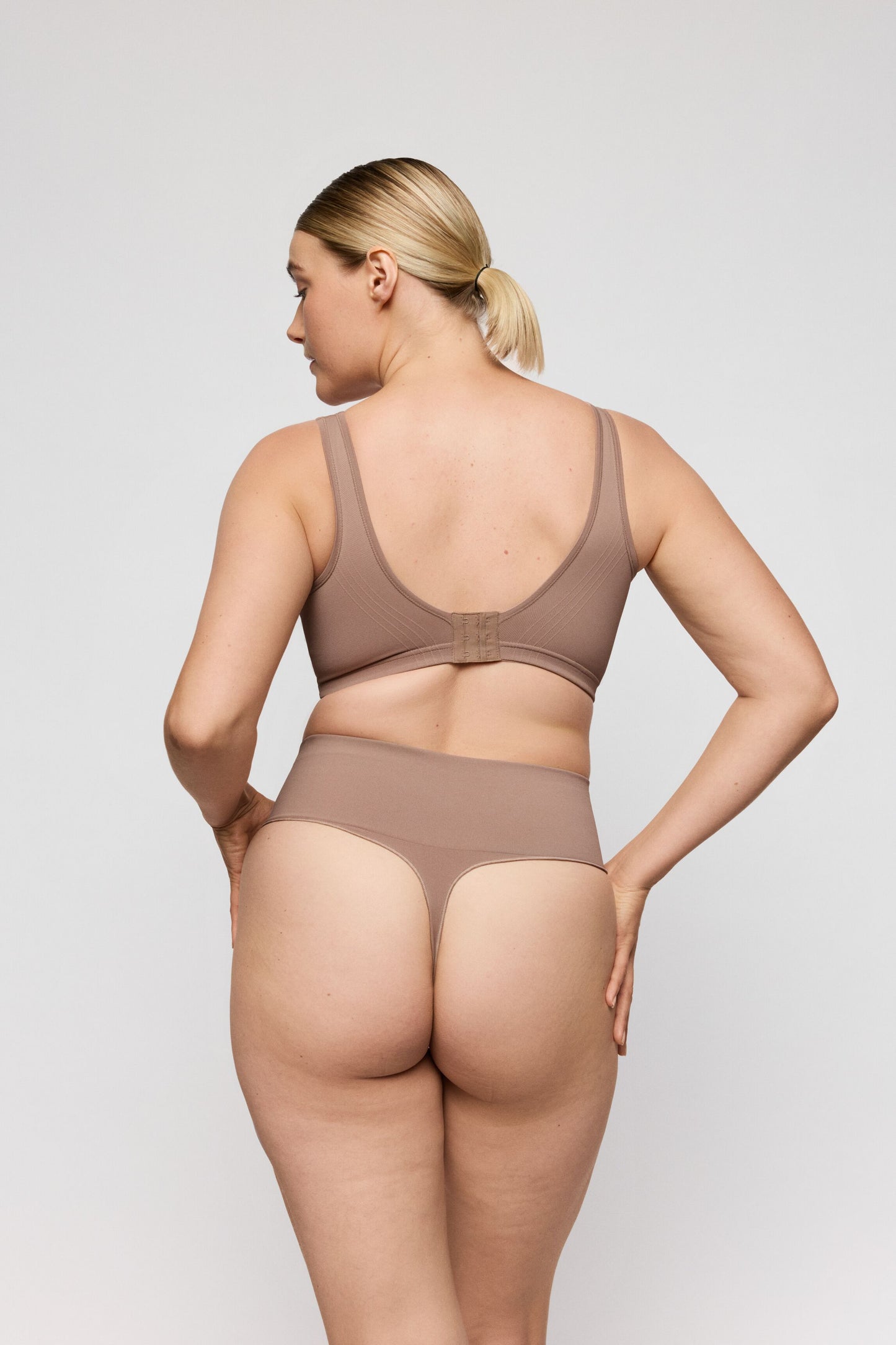 StringMetHogeTailleNUDDA0663611GINGIN__5