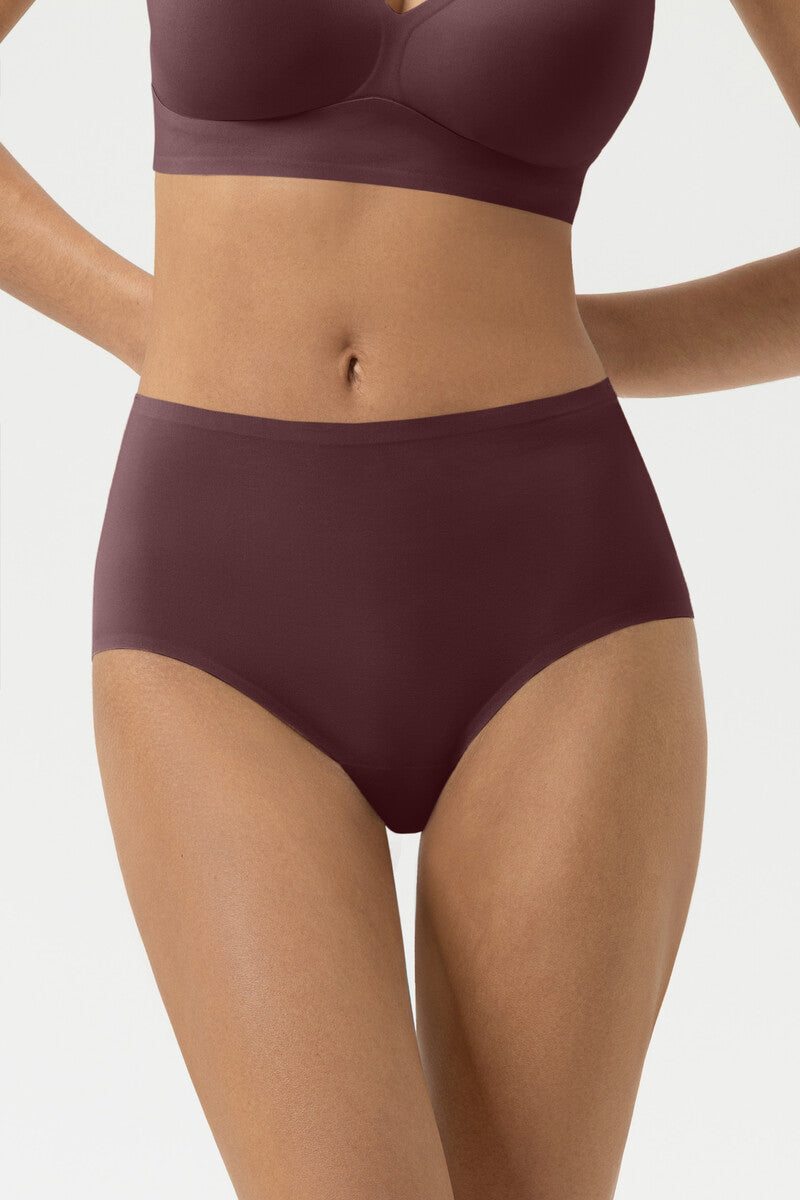 TailleslipSimplyBetterInvisibles11200561809hotmaroon__1
